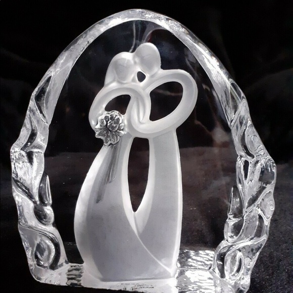 Kim Lawrence Forever Wedding Figurine - Picture 5 of 16